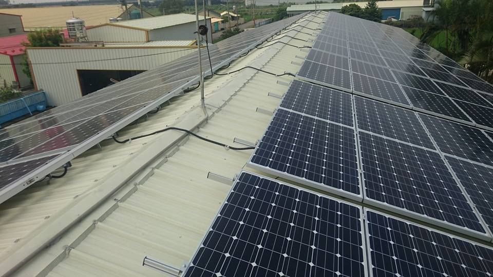 廠辦屋頂型太陽光電躉售系統-完工 (2).jpg