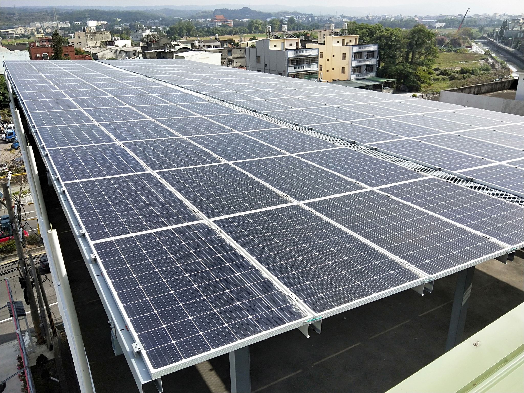 廠辦屋頂型太陽光電躉售系統-完工.jpg