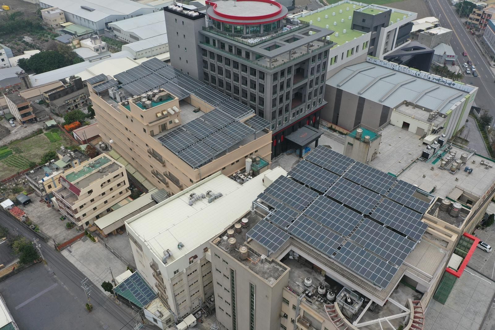 廠辦屋頂型太陽光電躉售系統-完工 (2).jpg