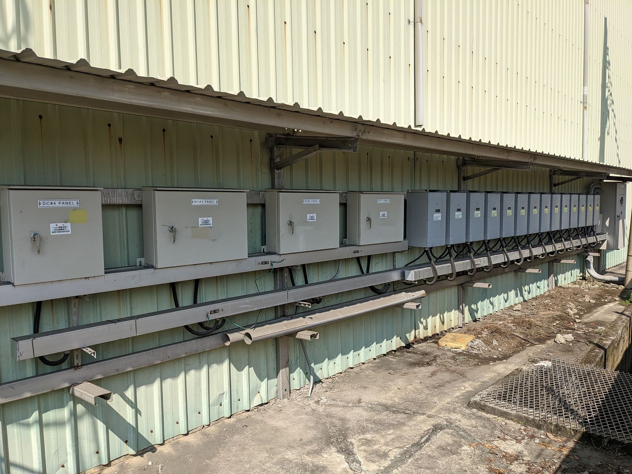 廠房屋頂型太陽光電躉售系統-完工 (3).jpg