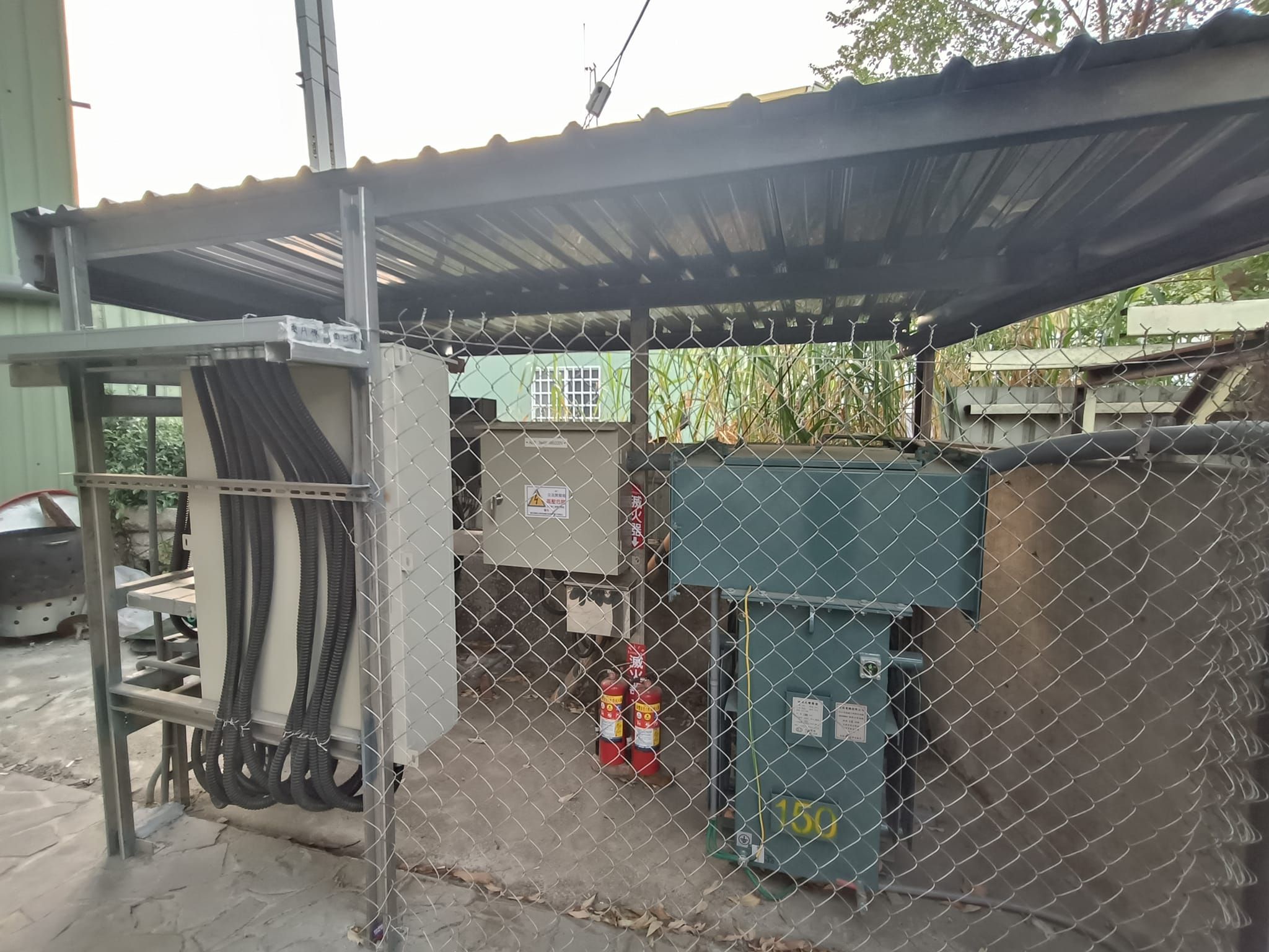 廠房屋頂型太陽光電躉售系統-完工 (5).jpg