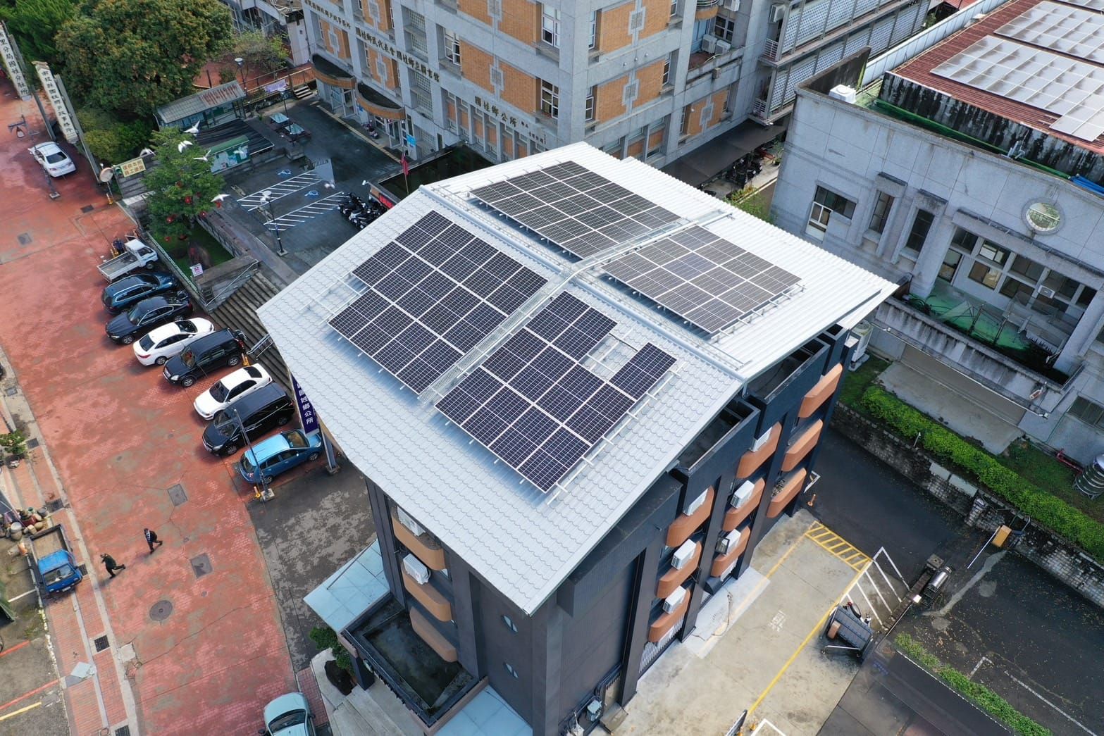 農會屋頂型太陽光電躉售系統-完工.jpg