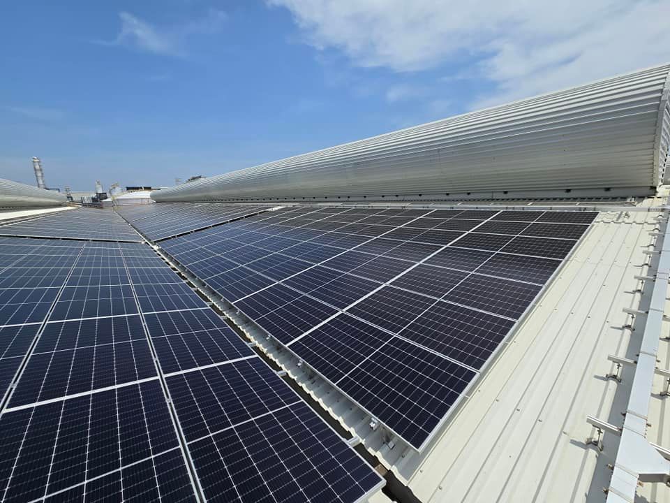 工廠屋頂型太陽光電躉售系統-完工 (3).jpg