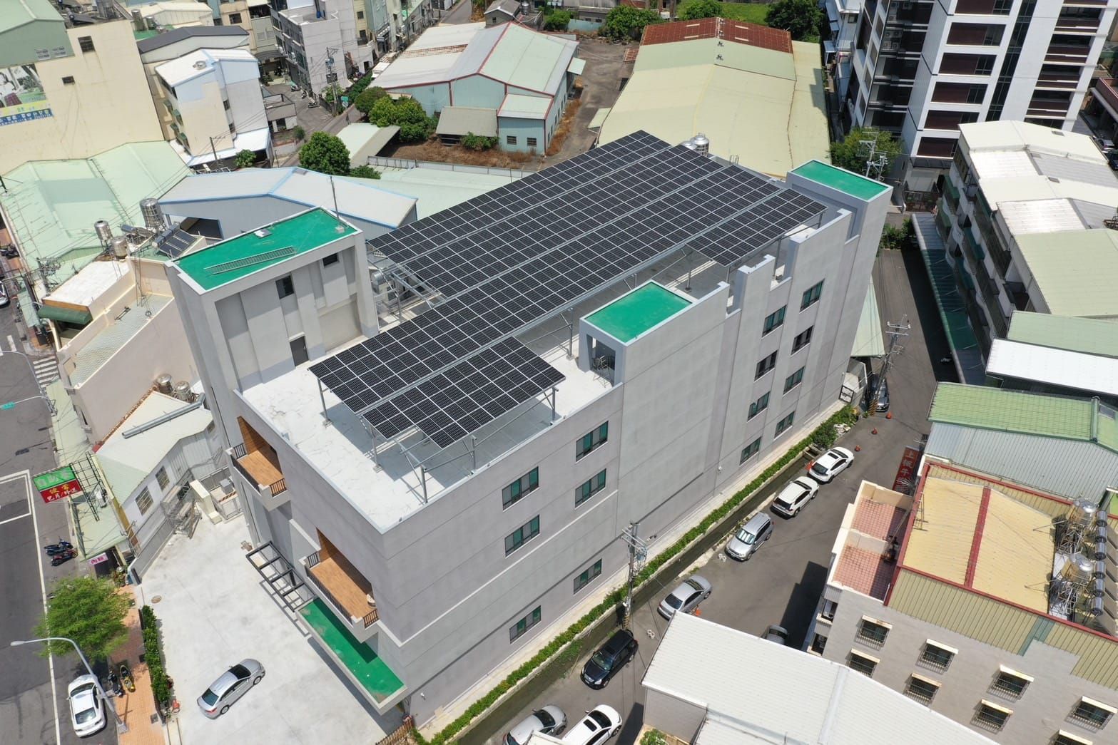 廠辦屋頂型太陽光電躉售系統-完工.jpg