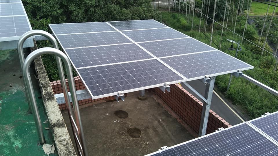 透天屋頂型太陽光電躉售系統-完工.jpg