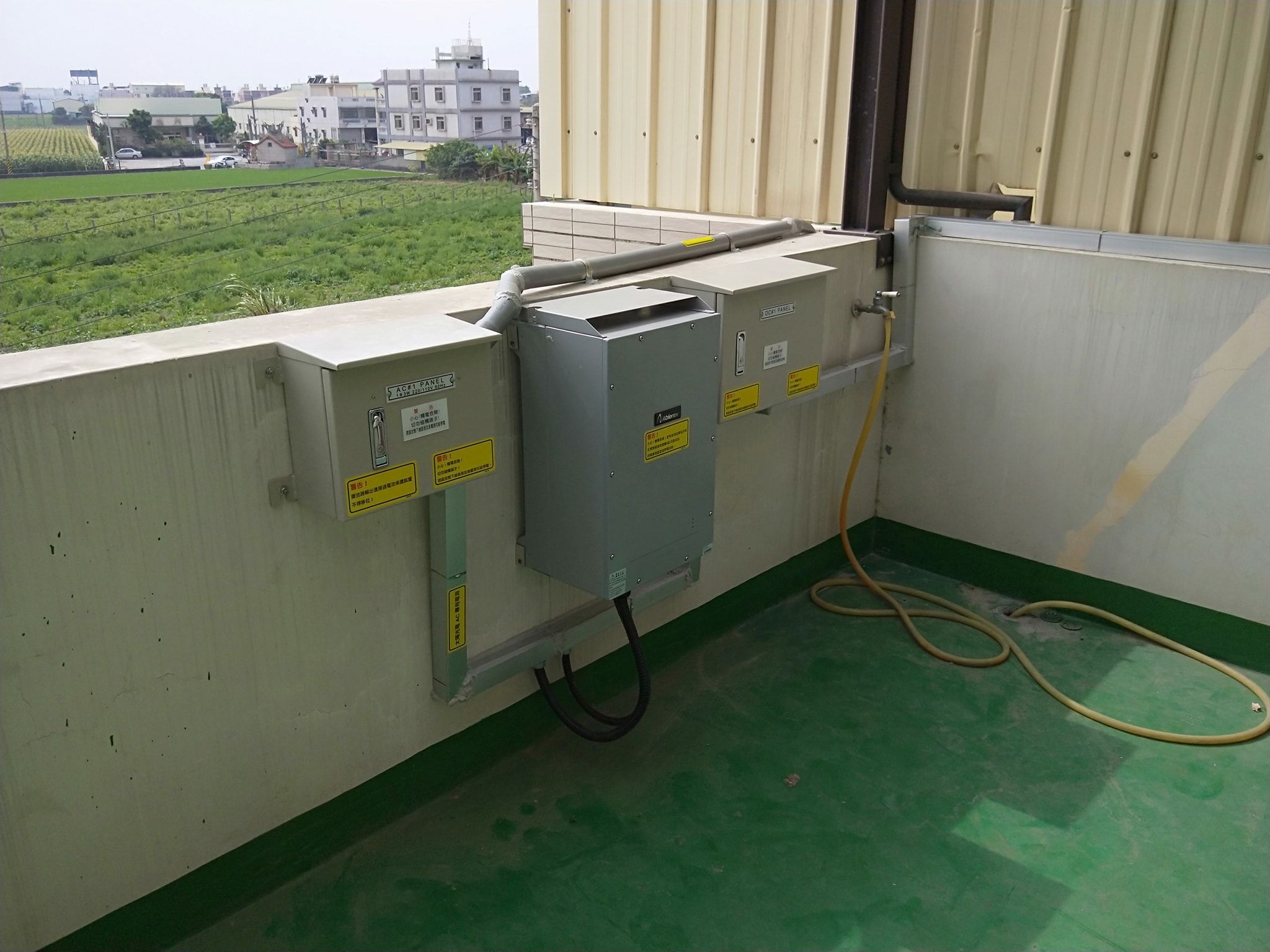 透天屋頂型太陽光電躉售系統-完工 (4).jpg