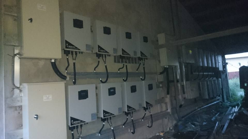 農舍屋頂型太陽光電躉售系統-完工 (2).jpg