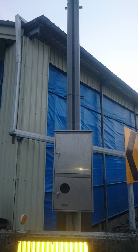 畜舍屋頂型太陽光電躉售系統-完工 (4).jpg