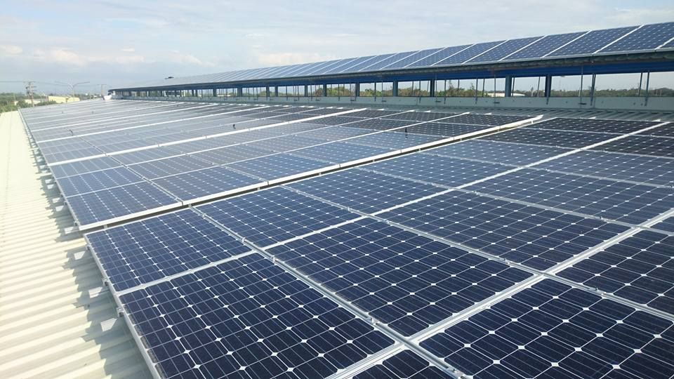 畜舍屋頂型太陽光電躉售系統-完工.jpg
