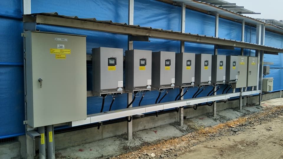 畜舍屋頂型太陽光電躉售系統-完工 (2).jpg