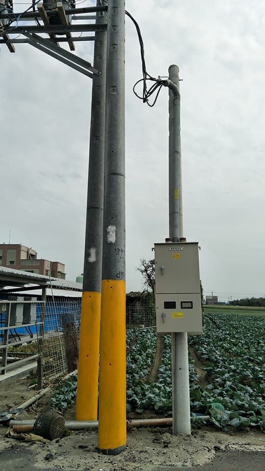 畜舍屋頂型太陽光電躉售系統-完工 (4).jpg