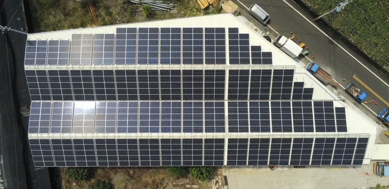 菇寮屋頂型太陽光電躉售系統-完工 (2).jpg