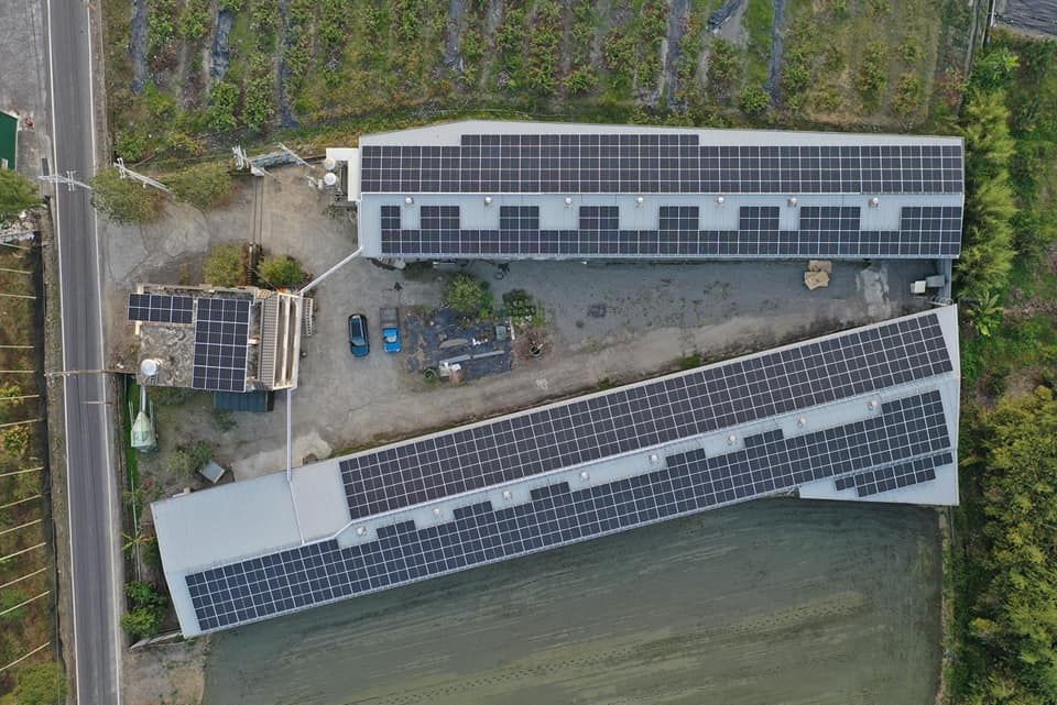 菇寮屋頂型太陽光電躉售系統-完工 (3).jpg