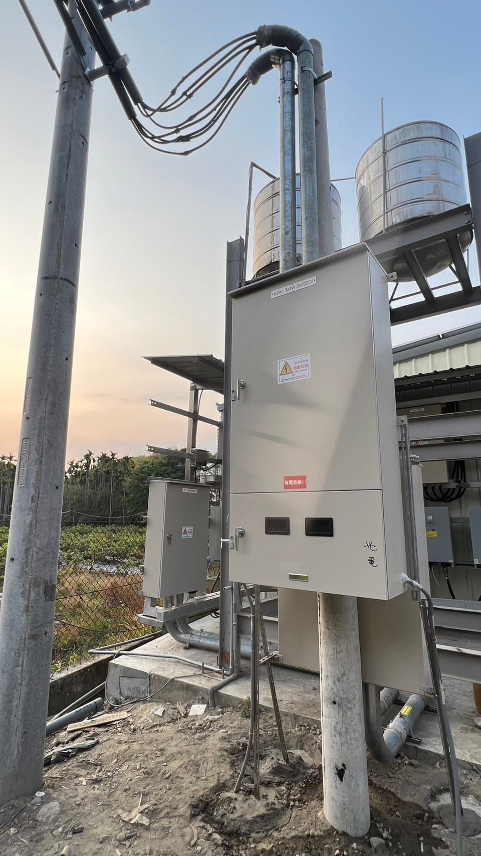 菇寮屋頂型太陽光電躉售系統-完工 (5).jpg