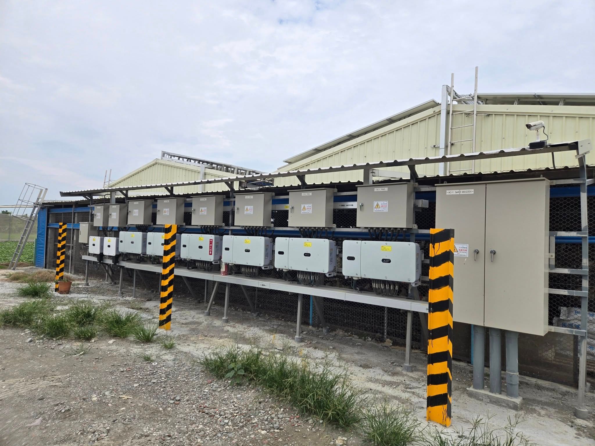 畜舍屋頂型太陽光電躉售系統-完工-20250526-4.jpg