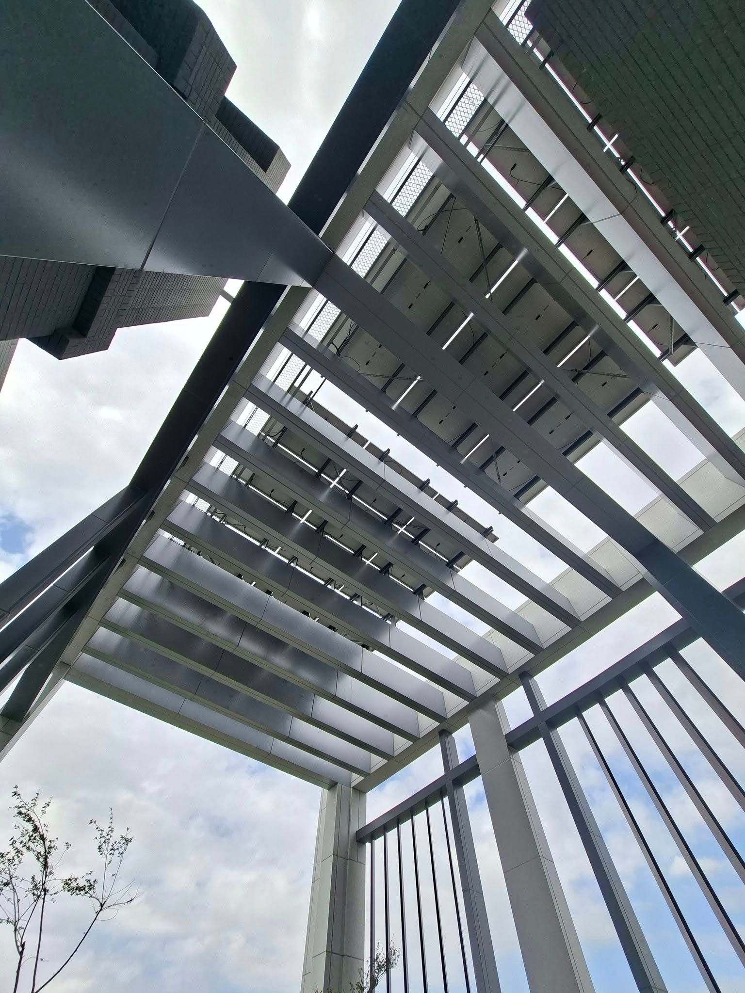 社區大樓屋頂型太陽光電躉售系統-完工-20251111-4.jpg